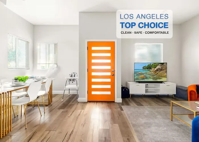 New Luxury Townhome Sleeps 9 Near Usc Dtla Expo