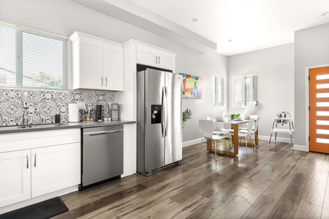 Holiday home New Luxury Townhome Sleeps 9 Near Usc Dtla Expo *