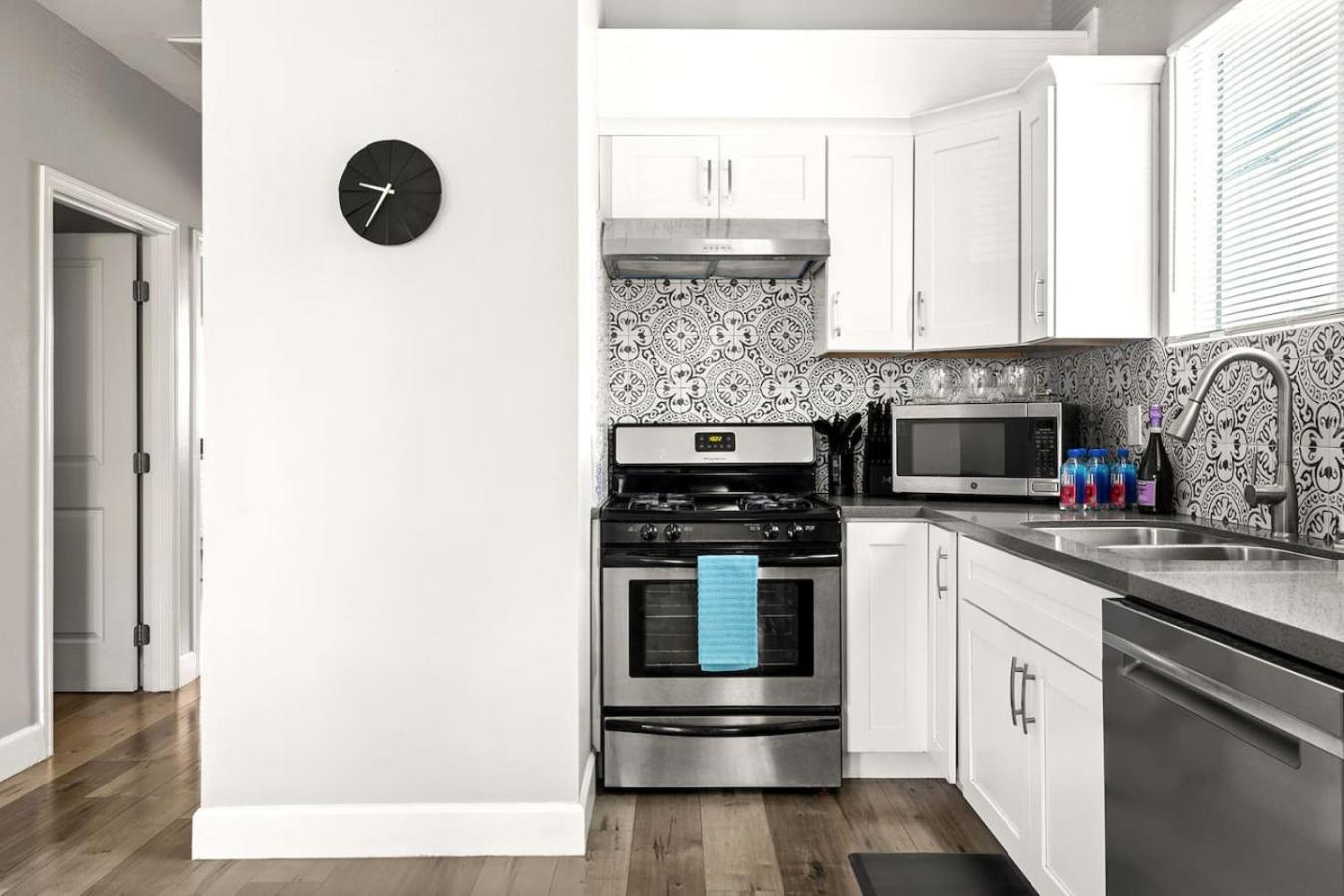 New Luxury Townhome Sleeps 9 Near Usc Dtla Expo Los Angeles