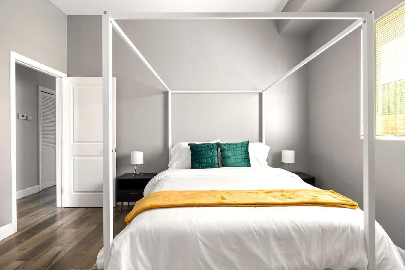 Casa de férias New Luxury Townhome Sleeps 9 Near Usc Dtla Expo Los Angeles